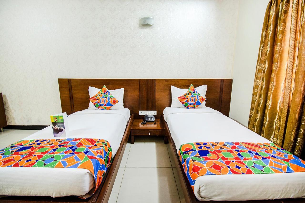 Fabhotel Oriental Suites Mg Road Bangalore Eksteriør bilde